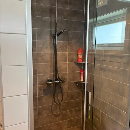 Koselig Rom I Studentfelleskap Habitación en casa particular